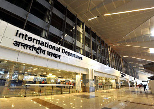 مطار دلهي الدولي يفوز بجائزة المسئولية المجتمعية للشركات بالهند