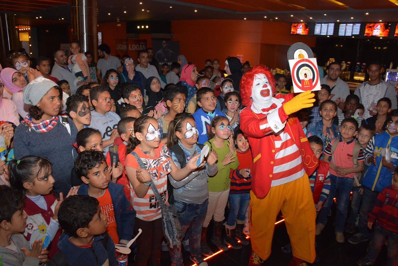 بالصور.. «ماكدونالدز مصر» تحتفل مع أكثر من 2000 طفل بـ«يوم اليتيم»