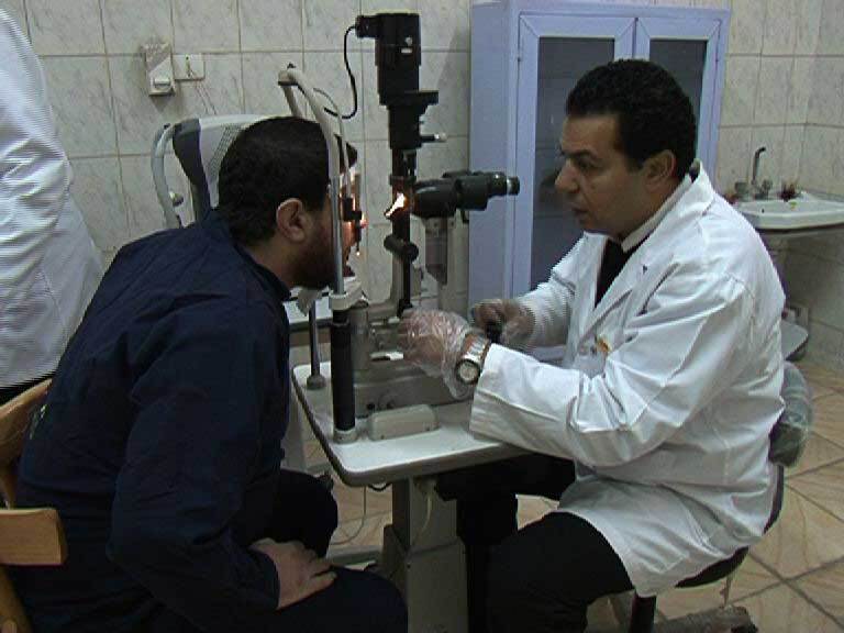 «الداخلية» تطلق «قافلة طبية» متعددة التخصصات في قرى السويس