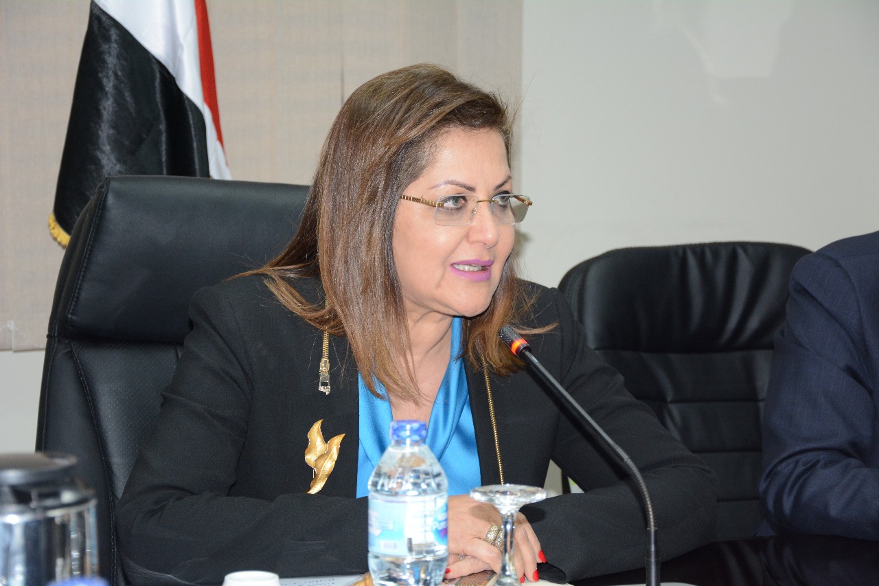 وزيرة التخطيط: الحكومة المصرية تضع نصب أعينها القطاعات التي تمس حياة المواطن عند إدارة استثماراتها