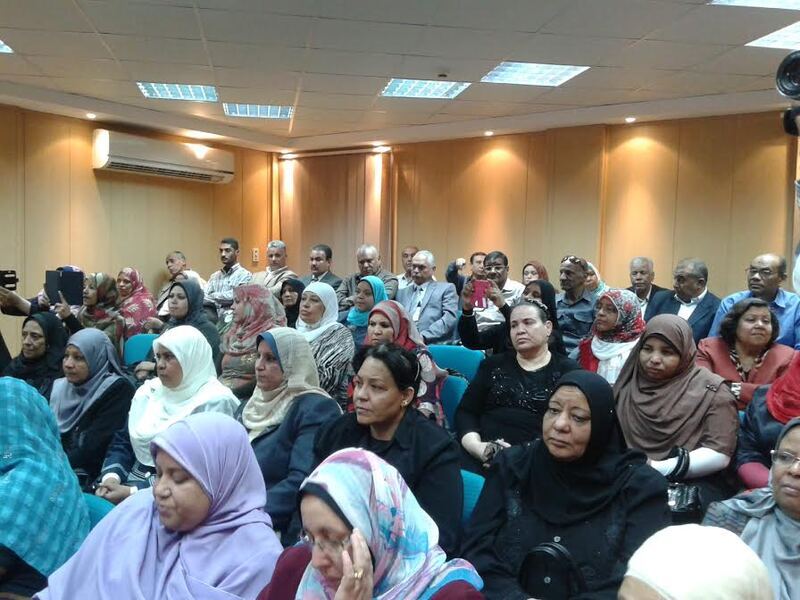 «قومي المرأة» ينظم ندوات صحية وقوافل علاجية بقرى محافظة المنيا