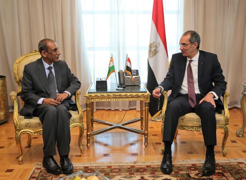 وزير الاتصالات يبحث مع سفير الهند بالقاهرة جذب الاستثمارات وتجديد اتفاقية التعاون في الأمن السيبراني