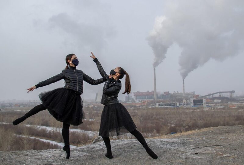 Ballet show fights air pollution in one of world’s most polluted capitals