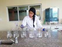 Young Ecuadorian uses banana waste as water biofilters