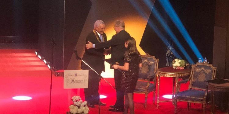 Zahi Hawwas first Egyptian, African to win Karic Foundation award