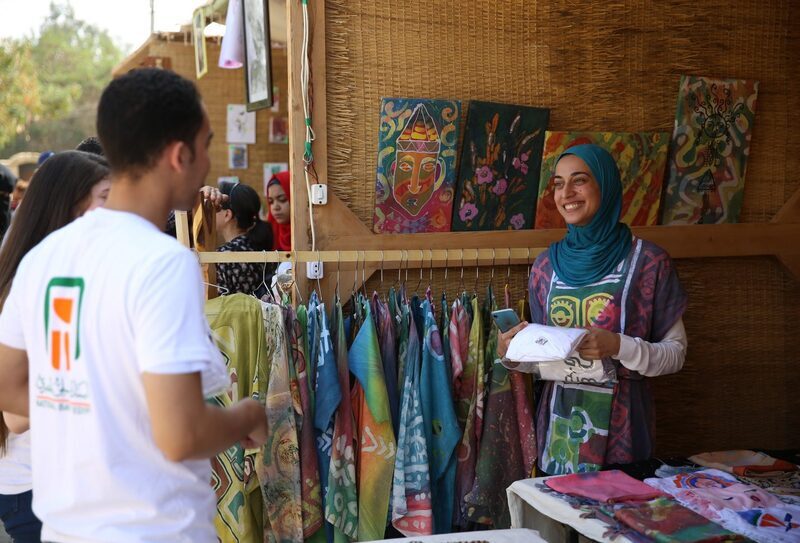الأهلي المصري يقدم نموذجا متكاملا لرعاية أصحاب الحرف اليدوية