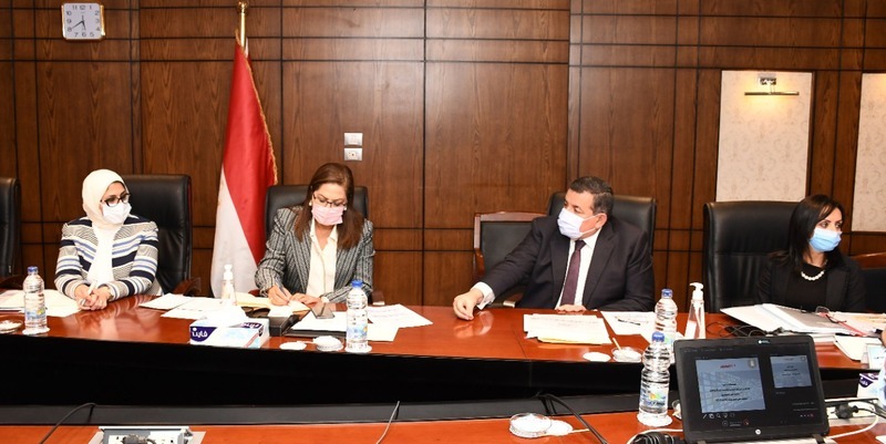 3 وزراء يناقشون مع «القومي للمرأة» خطة الحكومة لتنظيم الأسرة