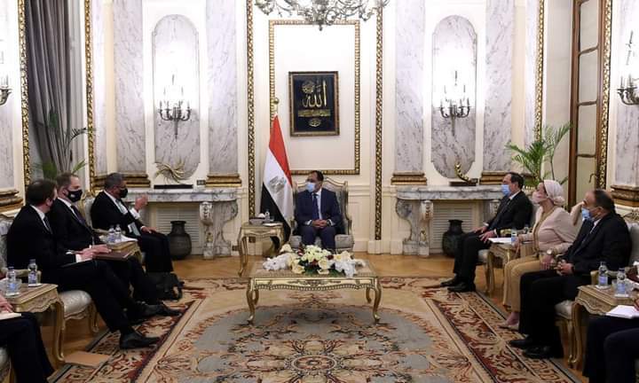 رئيس الوزراء يبحث سبل التعاون لاستضافة مصر مؤتمر «تغير المناخ» في نسخته الـ 27