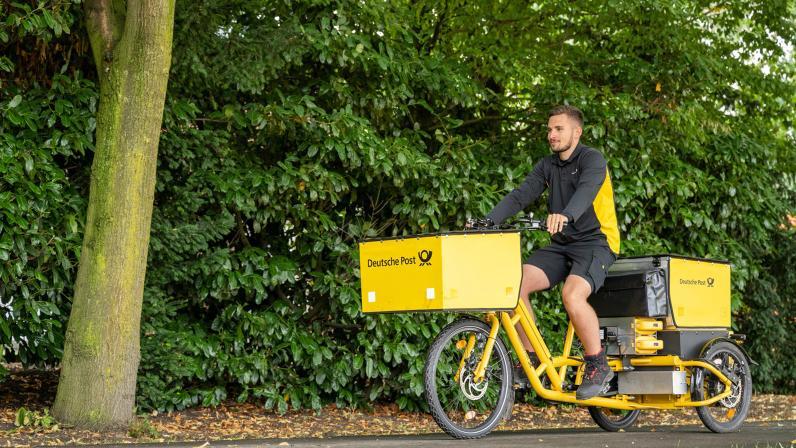 DHL mail transport service becomes more sustainable with no extra cost