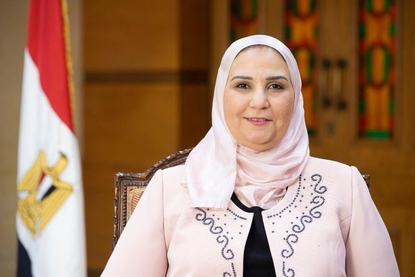 وزيرة التضامن تستعرض تقريرًا عن الجهود التنموية بمحافظة شمال سيناء
