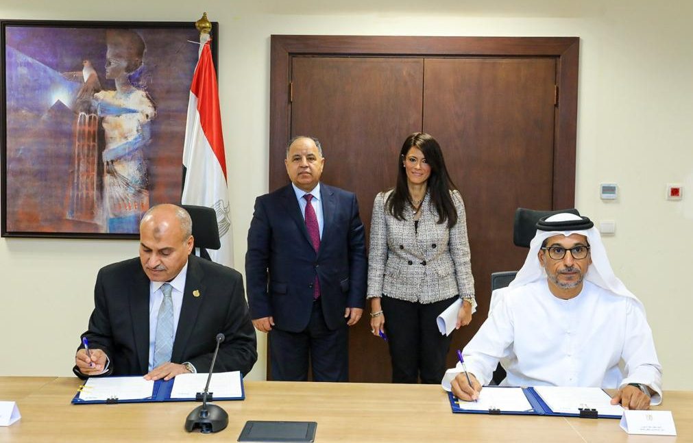 مصر والإمارات توقعان اتفاقية برنامج تمويل دوار لتمويل واردات القمح بقيمة 500 مليون دولار