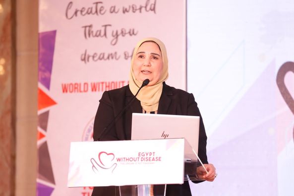 وزيرة التضامن: تجهيز 10 عيادات لتقديم الصحة الإنجابية بالتعاون مع مؤسسة «مصر بلا مرض»